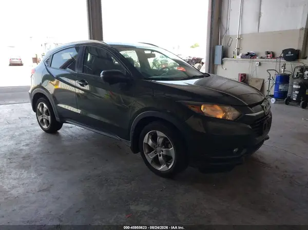 3CZRU6H78HM713473 2017 HONDA HR-V - Image 1