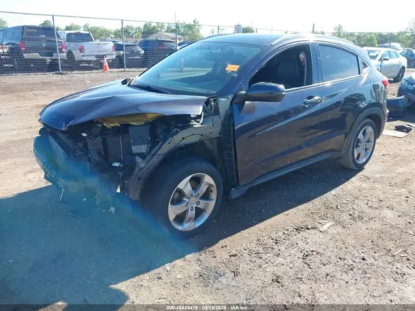 3CZRU6H78HM718527 2017 HONDA HR-V - Image 2