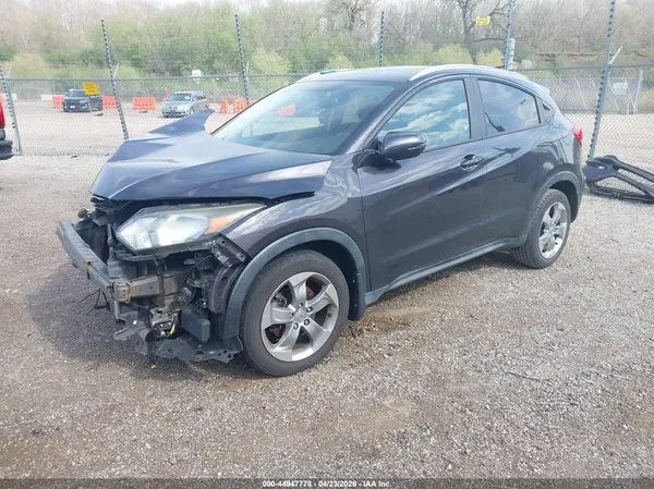 3CZRU6H78HM723324 2017 HONDA HR-V - Image 2