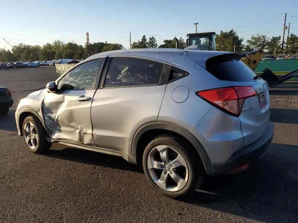 3CZRU6H78HM726630 2017 HONDA HR-V - Image 2