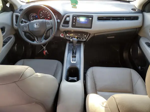 3CZRU6H78HM726630 2017 HONDA HR-V - Image 8