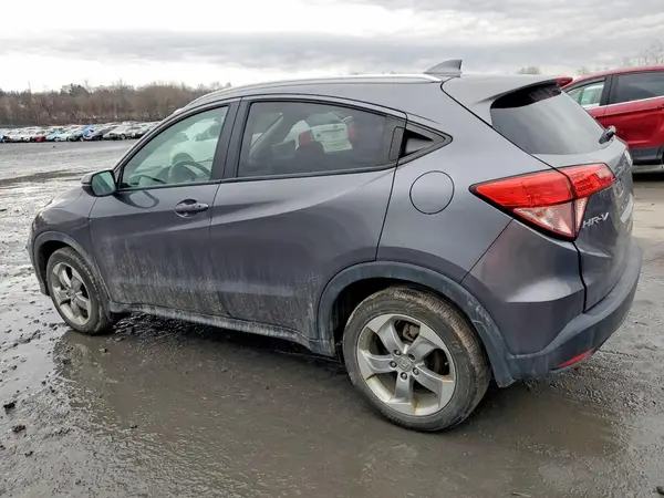 3CZRU6H78HM732881 2017 HONDA HR-V - Image 2