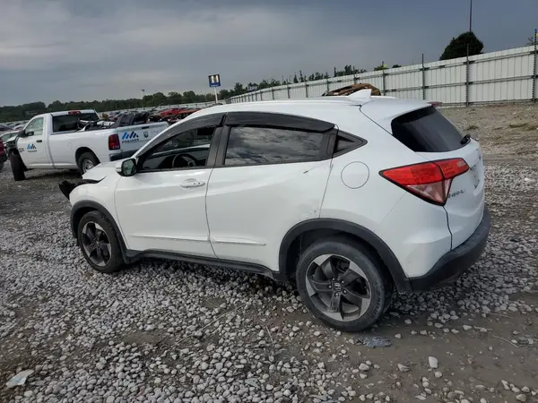 3CZRU6H78JM700275 2018 HONDA HR-V - Image 2