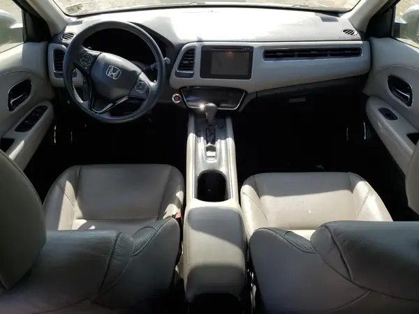 3CZRU6H78JM707131 2018 HONDA HR-V - Image 8