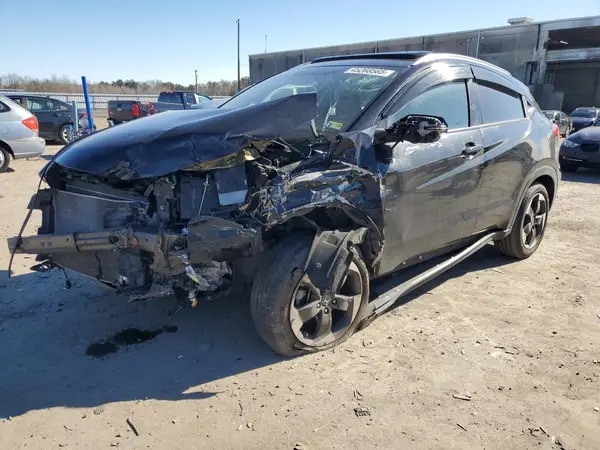 3CZRU6H78JM707582 2018 HONDA HR-V - Image 1