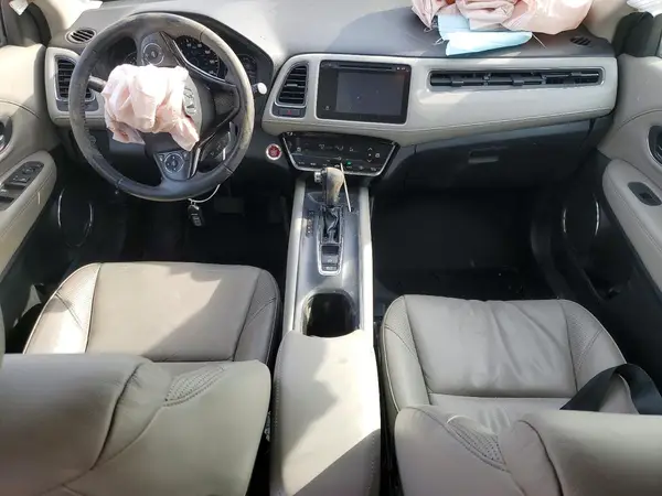 3CZRU6H78JM716668 2018 HONDA HR-V - Image 8