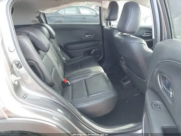 3CZRU6H78JM718839 2018 HONDA HR-V - Image 8