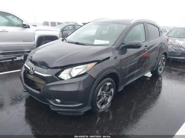3CZRU6H78JM719019 2018 HONDA HR-V - Image 2