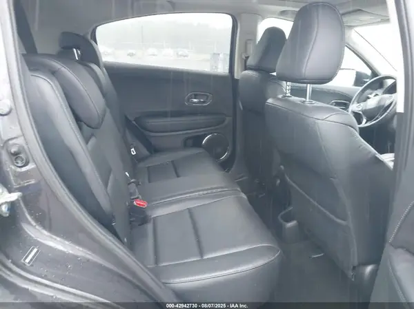 3CZRU6H78JM719019 2018 HONDA HR-V - Image 8