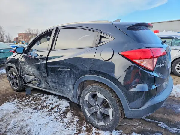 3CZRU6H78JM730344 2018 HONDA HR-V - Image 2