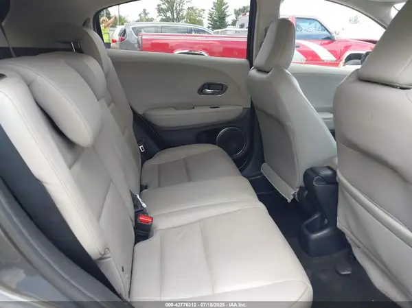 3CZRU6H78KM724366 2019 HONDA HR-V - Image 8