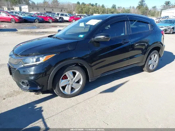 3CZRU6H78KM725677 2019 HONDA HR-V - Image 2