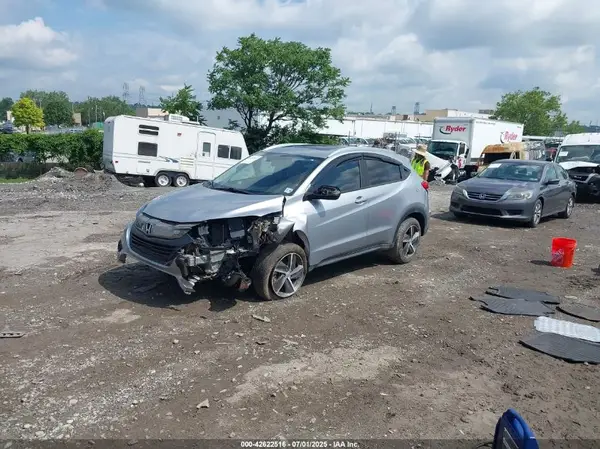 3CZRU6H78MM721051 2021 HONDA HR-V - Image 2