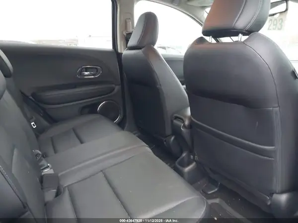 3CZRU6H78NM727630 2022 HONDA HR-V - Image 8