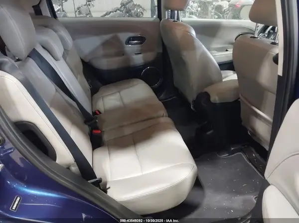 3CZRU6H79GM723623 2016 HONDA HR-V - Image 8