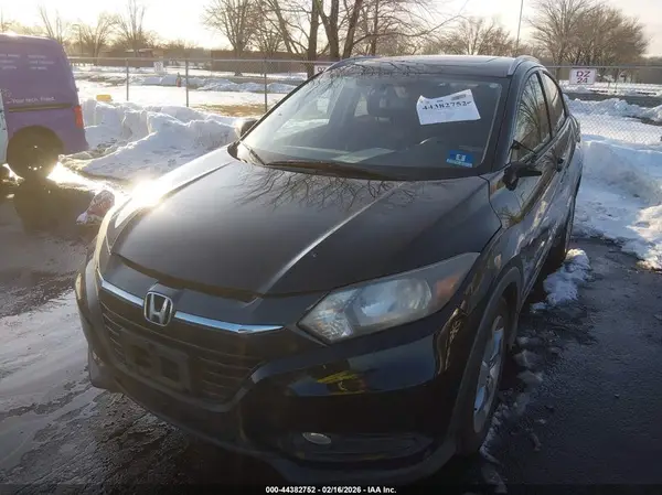 3CZRU6H79GM757268 2016 HONDA HR-V - Image 2