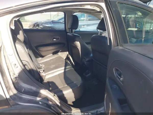 3CZRU6H79GM764091 2016 HONDA HR-V - Image 8