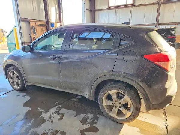 3CZRU6H79HM102366 2017 HONDA HR-V - Image 2