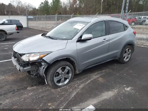 3CZRU6H79HM703390 2017 HONDA HR-V - Image 2