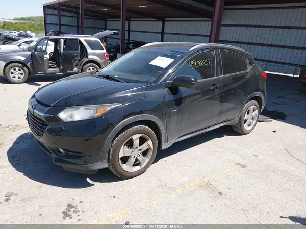 3CZRU6H79HM707844 2017 HONDA HR-V - Image 2