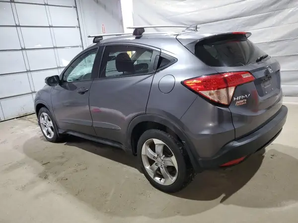3CZRU6H79HM709156 2017 HONDA HR-V - Image 2