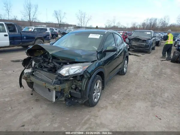 3CZRU6H79HM726216 2017 HONDA HR-V - Image 2