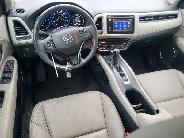 3CZRU6H79HM731772 2017 HONDA HR-V - Image 8