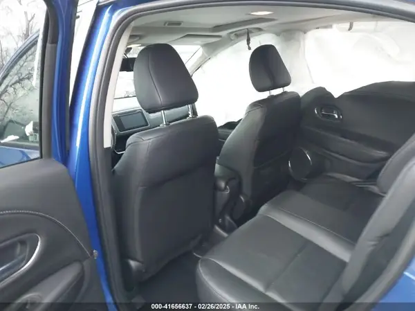 3CZRU6H79JM710359 2018 HONDA HR-V - Image 8
