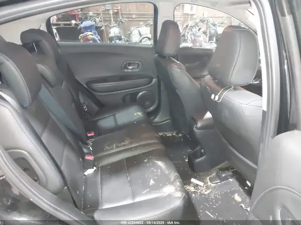 3CZRU6H79JM719823 2018 HONDA HR-V - Image 8
