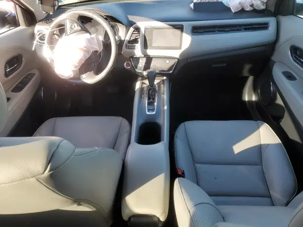 3CZRU6H79JM721555 2018 HONDA HR-V - Image 8