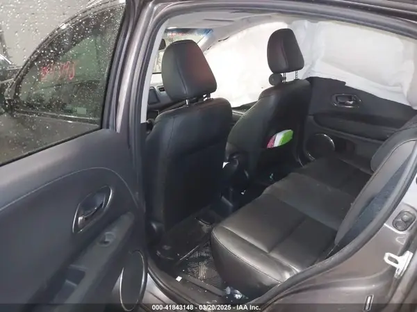 3CZRU6H79JM722558 2018 HONDA HR-V - Image 8