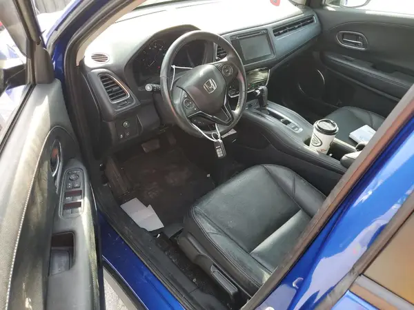 3CZRU6H79JM724214 2018 HONDA HR-V - Image 8