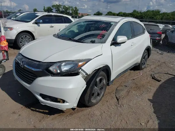 3CZRU6H79JM724729 2018 HONDA HR-V - Image 2