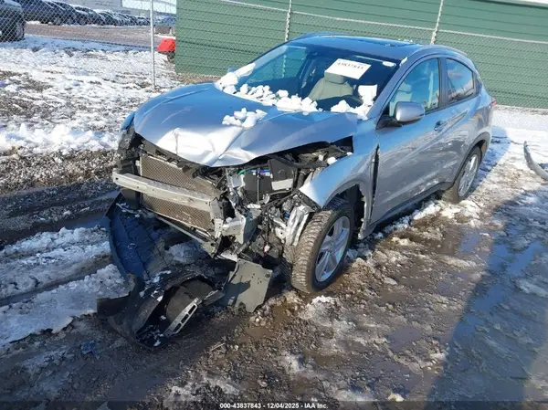 3CZRU6H79KM728314 2019 HONDA HR-V - Image 2