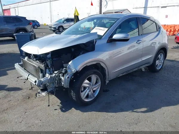 3CZRU6H79KM732038 2019 HONDA HR-V - Image 2