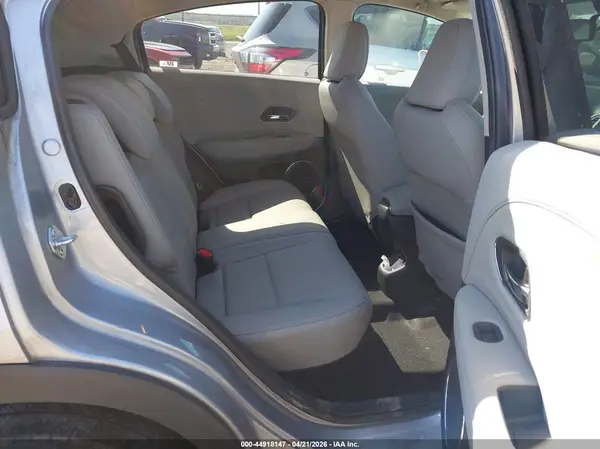 3CZRU6H79NM705734 2022 HONDA HR-V - Image 8