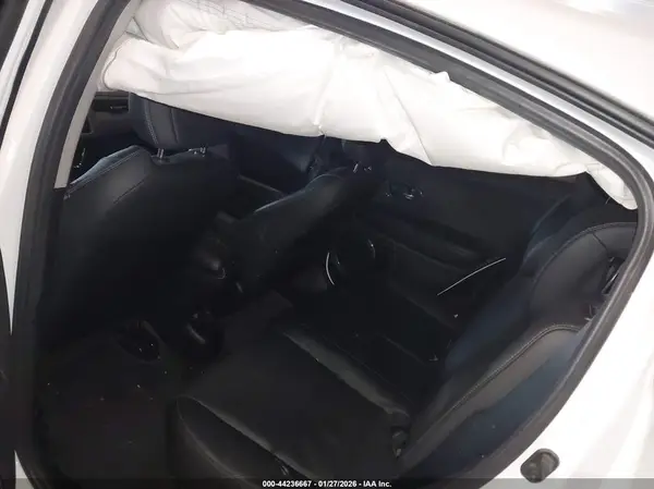 3CZRU6H79NM748695 2022 HONDA HR-V - Image 8