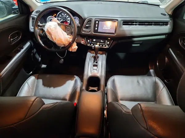 3CZRU6H7XGM759000 2016 HONDA HR-V - Image 8