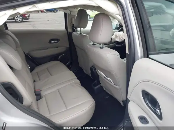 3CZRU6H7XHM702894 2017 HONDA HR-V - Image 8