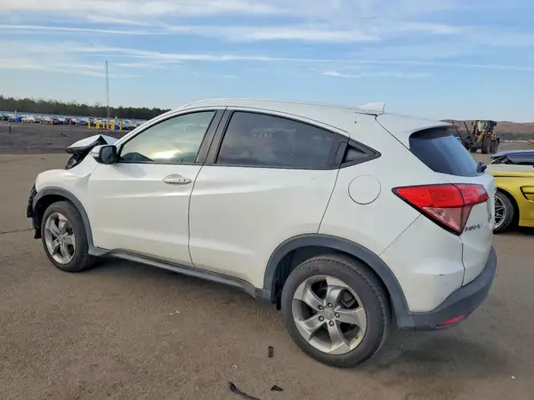 3CZRU6H7XHM704001 2017 HONDA HR-V - Image 2