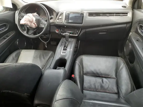 3CZRU6H7XHM705598 2017 HONDA HR-V - Image 8