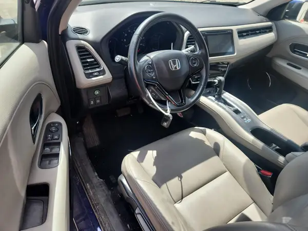 3CZRU6H7XHM706671 2017 HONDA HR-V - Image 8