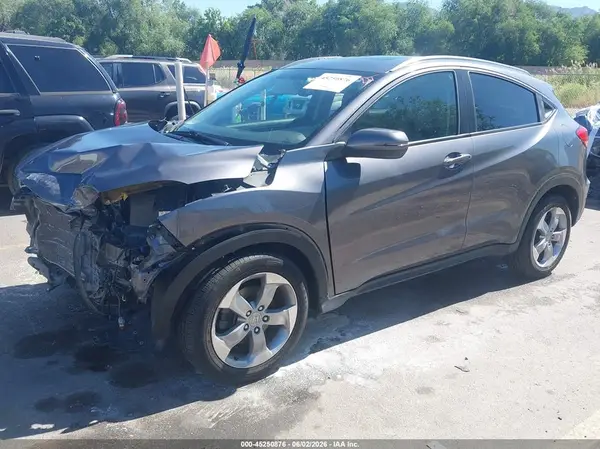 3CZRU6H7XHM713863 2017 HONDA HR-V - Image 2