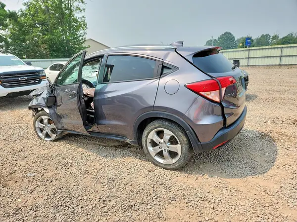 3CZRU6H7XHM715869 2017 HONDA HR-V - Image 2