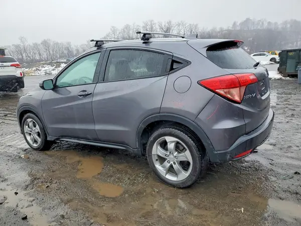 3CZRU6H7XHM718285 2017 HONDA HR-V - Image 2