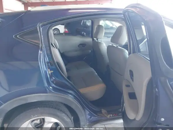3CZRU6H7XHM718349 2017 HONDA HR-V - Image 8