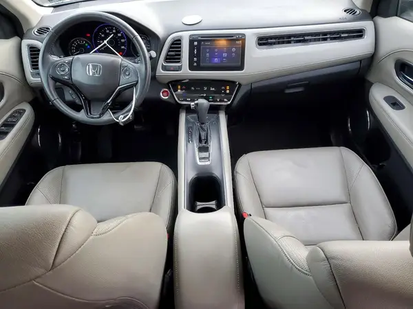 3CZRU6H7XHM718853 2017 HONDA HR-V - Image 8