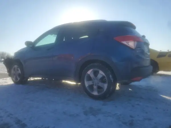 3CZRU6H7XHM721915 2017 HONDA HR-V - Image 2