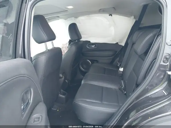 3CZRU6H7XHM729528 2017 HONDA HR-V - Image 8