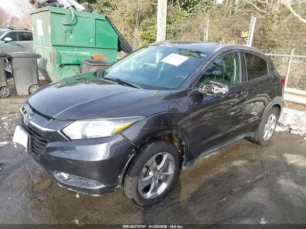 3CZRU6H7XHM733644 2017 HONDA HR-V - Image 2